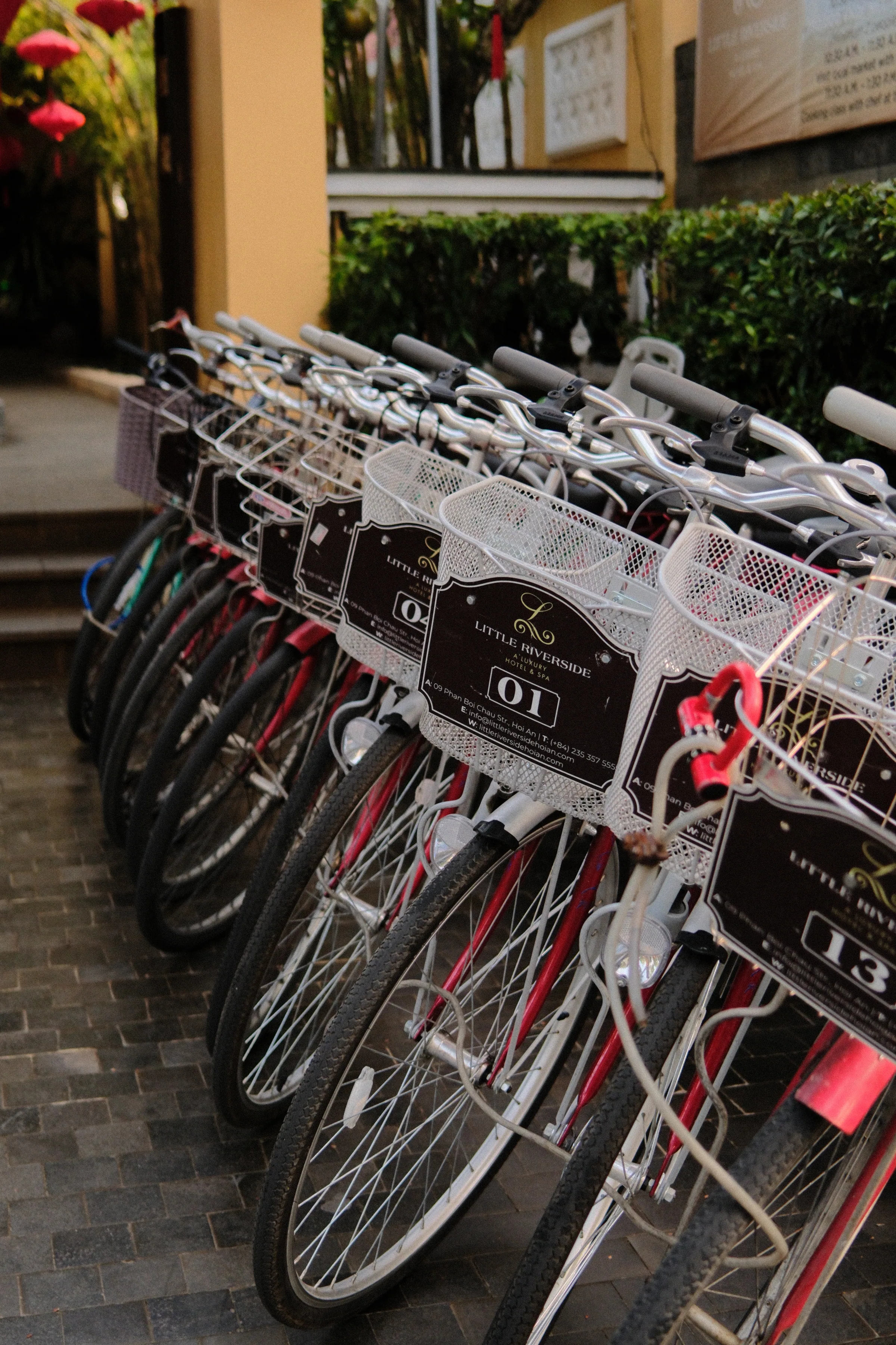 Vietnam travel photograph by Artem Shutkin, Da Nang / Hoi An, April 2026