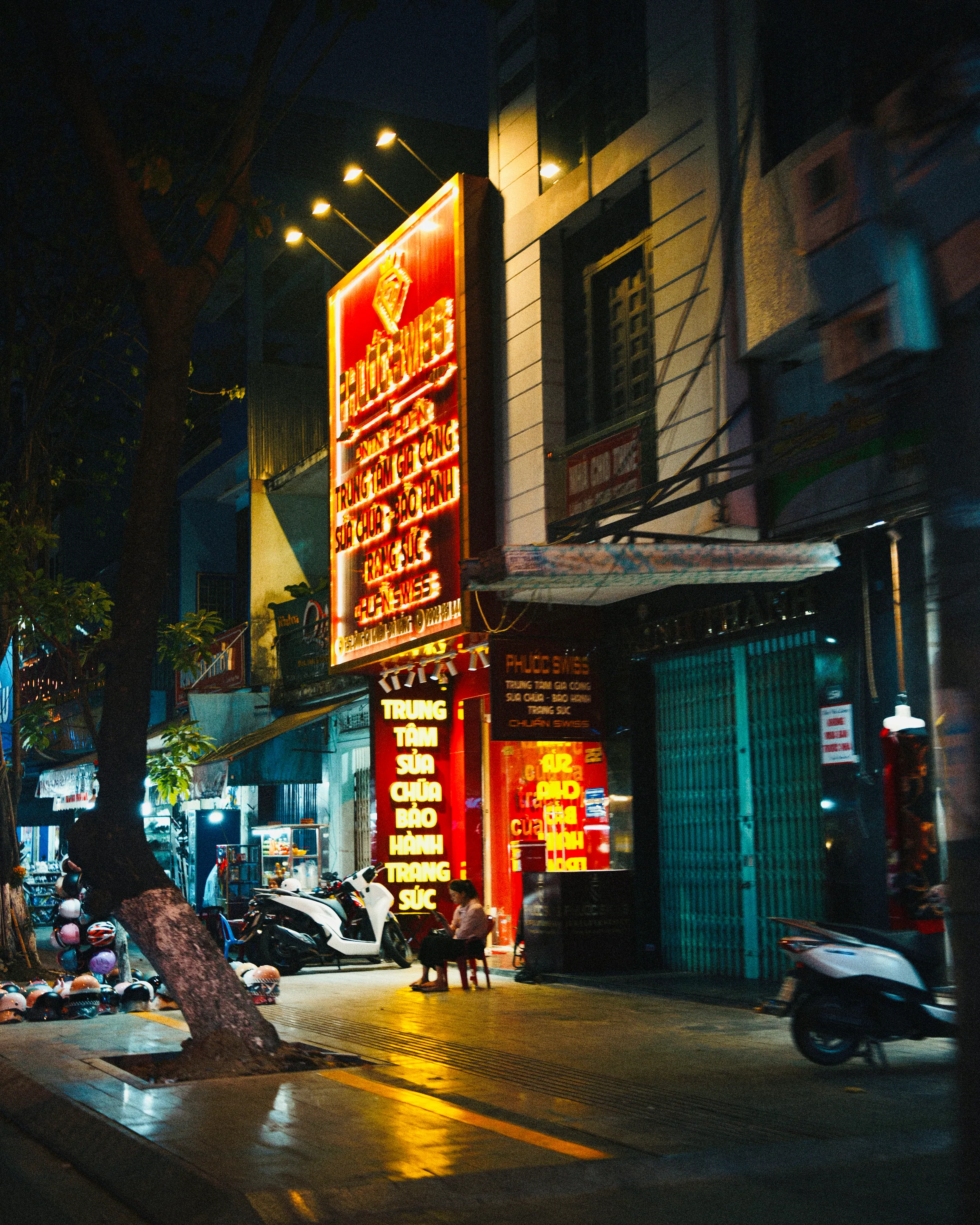 Vietnam travel photograph by Artem Shutkin, Da Nang / Hoi An, April 2026