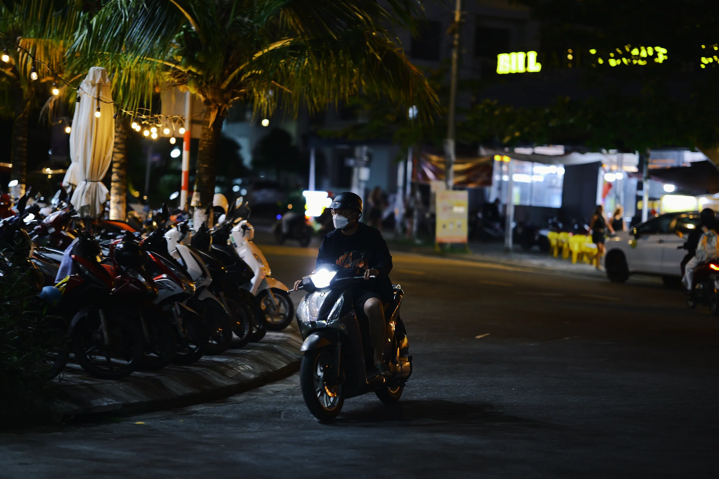 Vietnam travel photograph by Artem Shutkin, Da Nang, March 2026