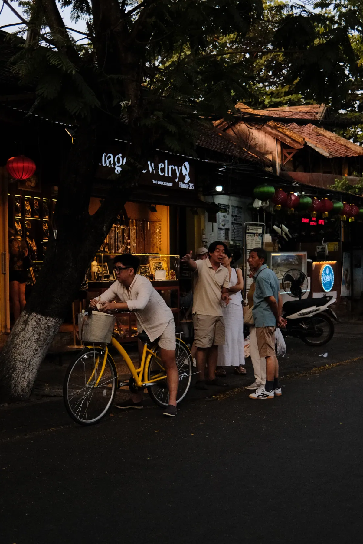 Vietnam photograph by Artem Shutkin, Da Nang / Hoi An
